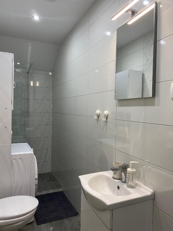 פוסטוינה Apartma Azurre מראה חיצוני תמונה