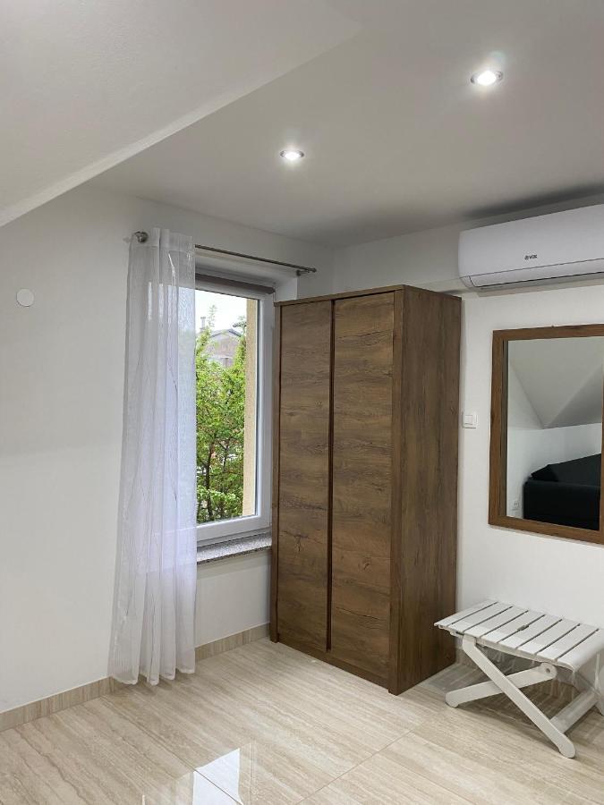 פוסטוינה Apartma Azurre מראה חיצוני תמונה