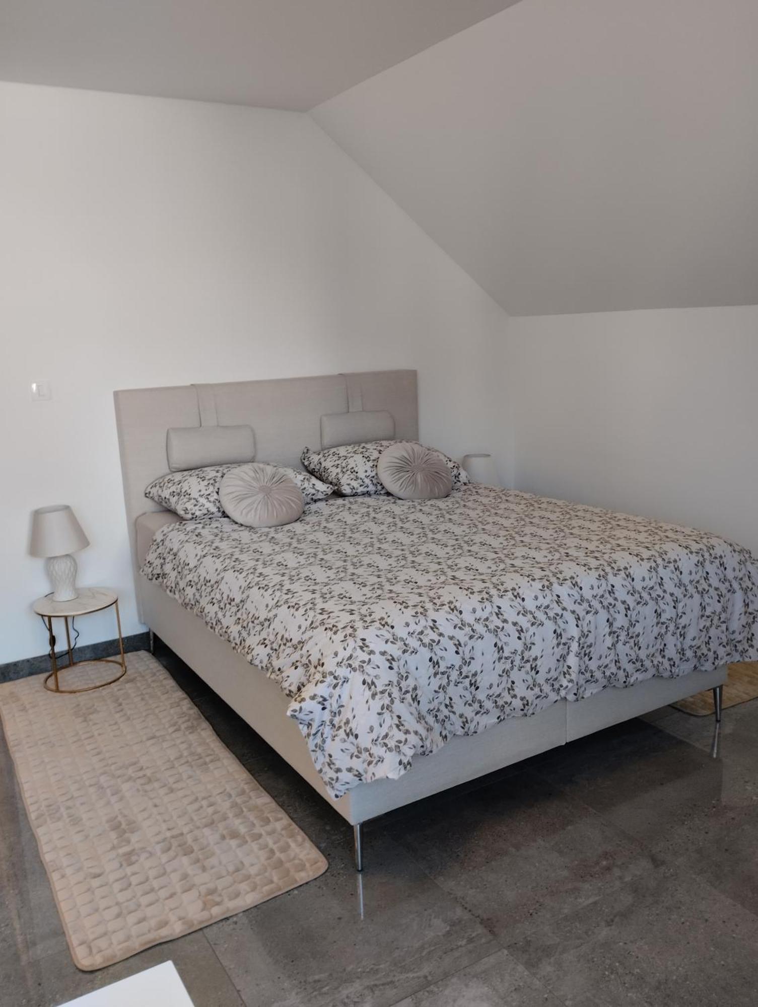 פוסטוינה Apartma Azurre מראה חיצוני תמונה