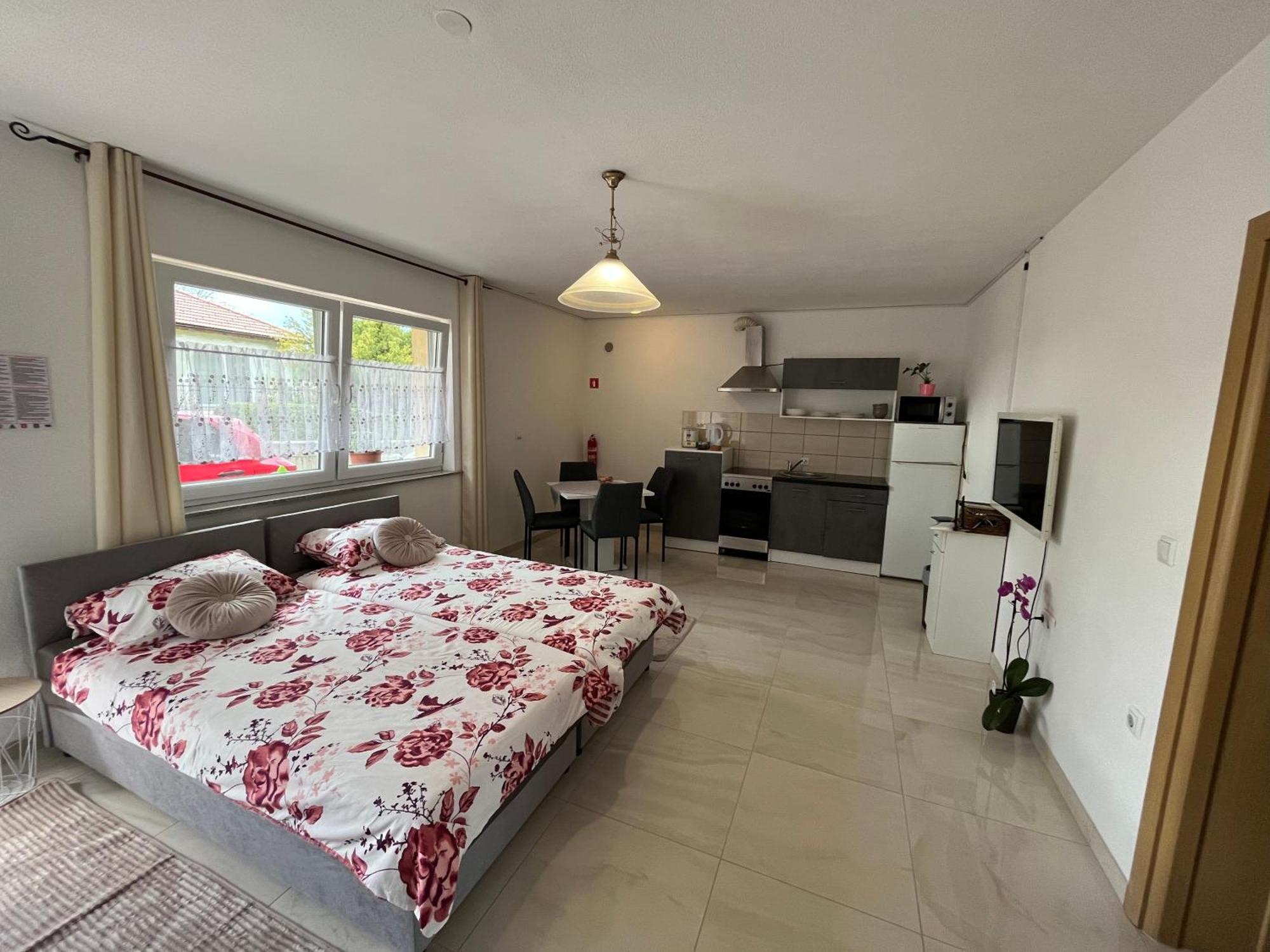 פוסטוינה Apartma Azurre מראה חיצוני תמונה
